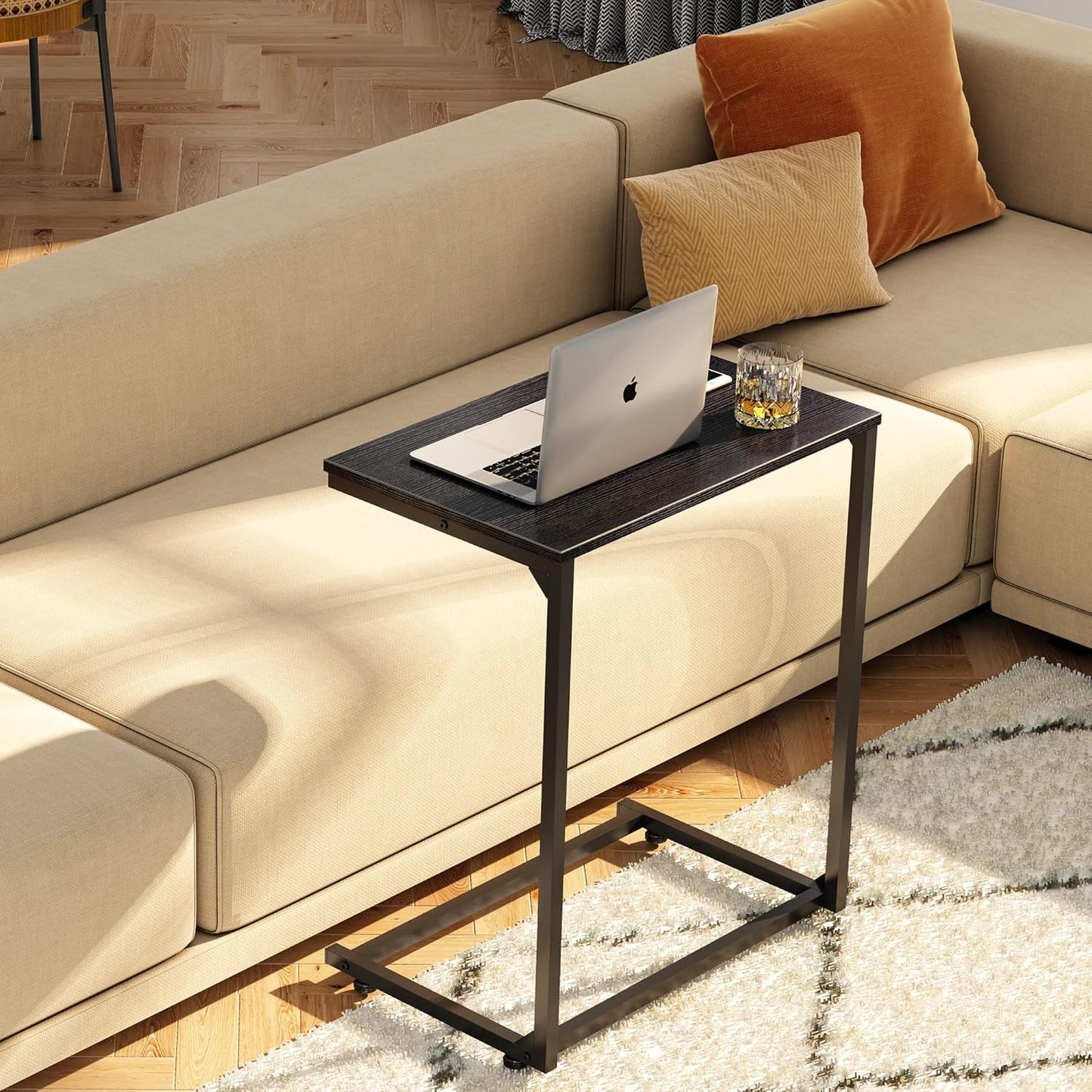 Sleek C-Shaped Side Table – The Ultimate Space-Saving Accent Table