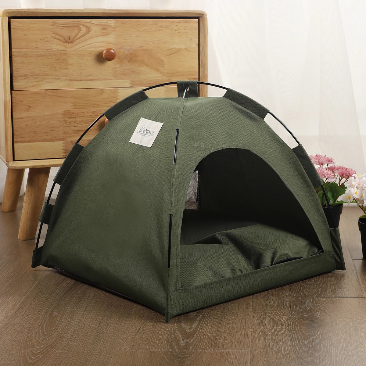 Cozy Retreat Tent for Your Kitty