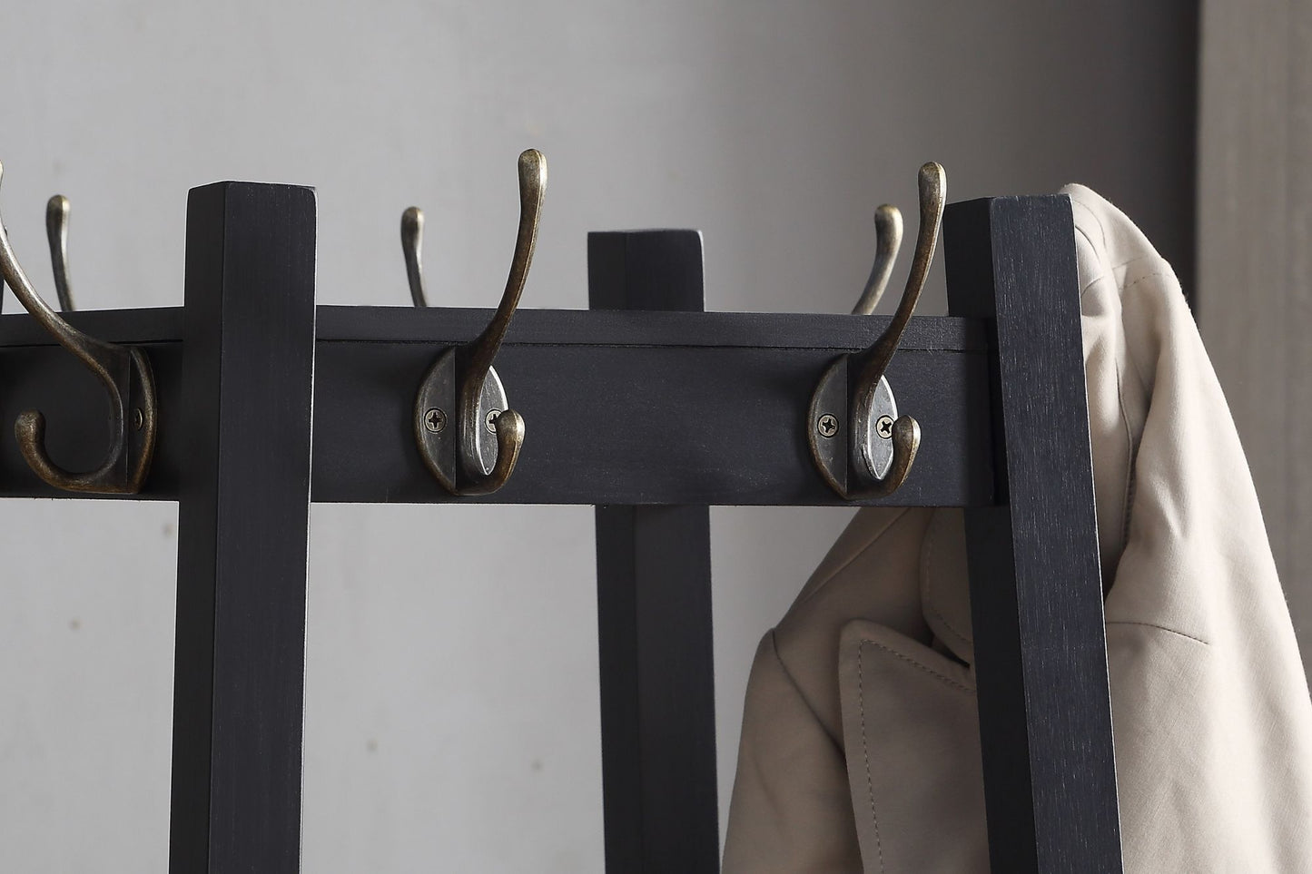 Vassen Coat Rack with 3 Levels of Storage – Style and Functionality